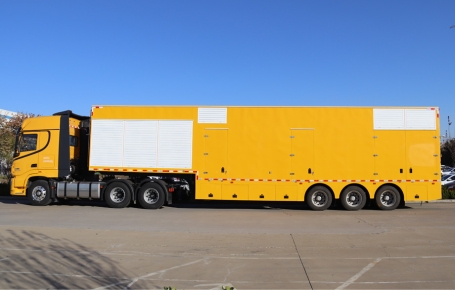 山东能源2400kW电源车